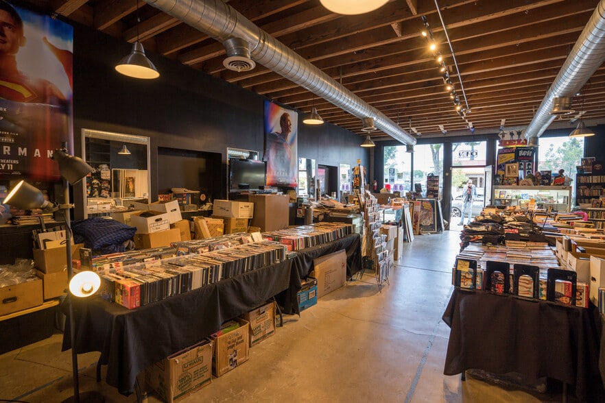 More Photos Of 3108 W Magnolia Blvd, Burbank Storefront For Sale