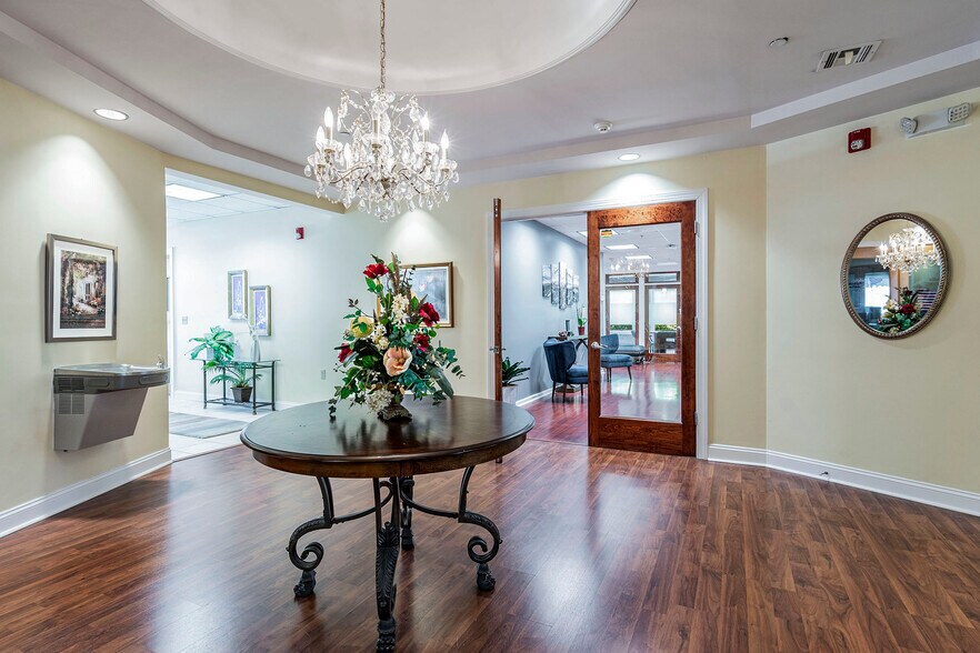 More Photos Of 807 Mantoloking Rd, Brick Office For Sale