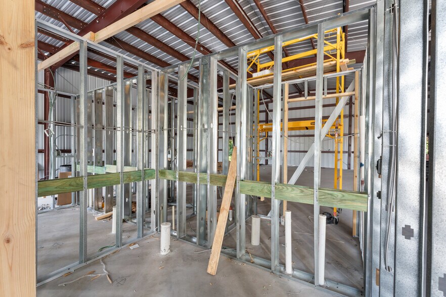 More Photos Of 2933 Harson Way, Fort Pierce Warehouse For Sale