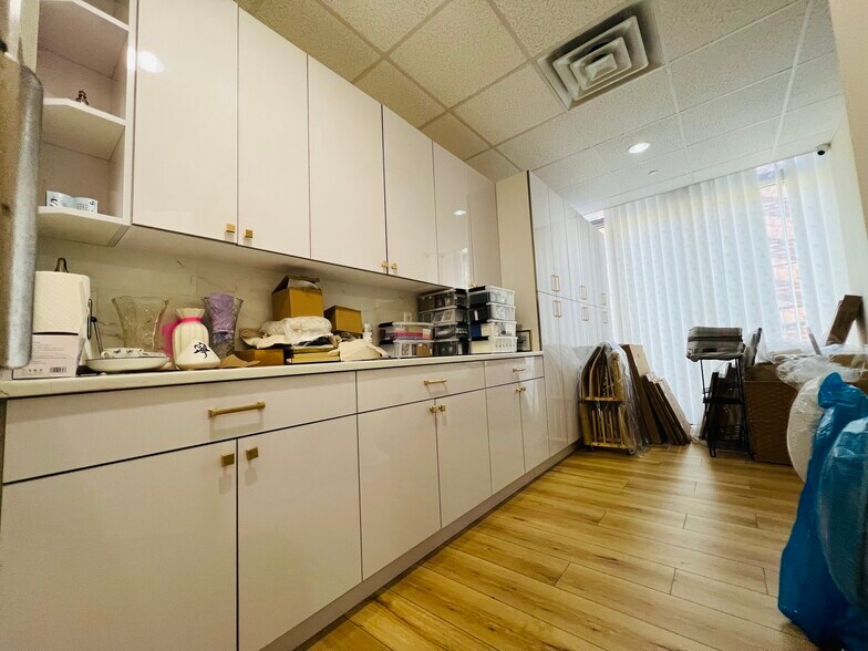 More Photos Of 143-26 41st Ave, Flushing Apartments For Sale