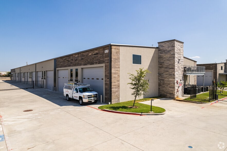 More Photos Of 6767 All Stars Ave, Frisco Showroom For Lease