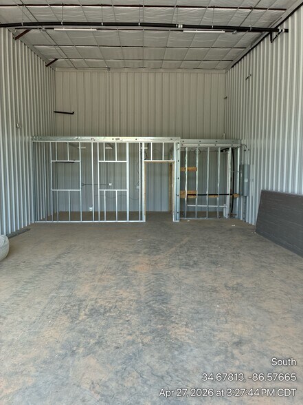 More Photos Of 4049 Chris SW Dr, Huntsville Warehouse For Lease