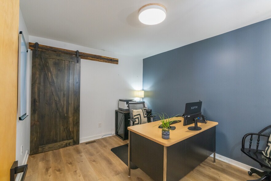 Primary Photo Of 613 Tallapoosa St W, Bremen Flex For Lease