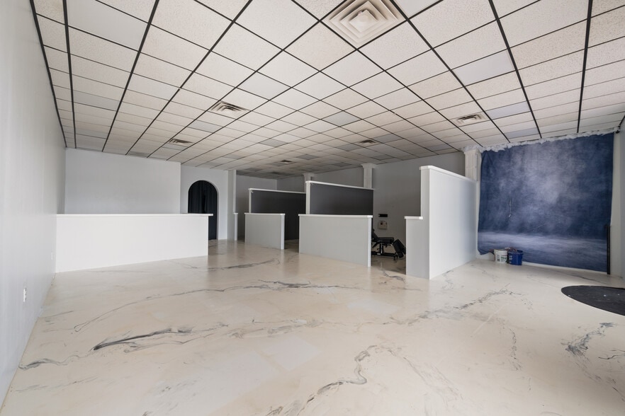 More Photos Of 651 Wyoming Ave, Kingston Freestanding For Lease