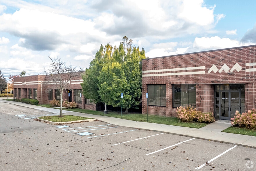 More Photos Of 28850 Cabot Dr, Novi Light Manufacturing For Lease