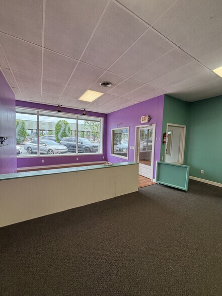 More Photos Of 319-321 Main St, Seneca Storefront For Sale