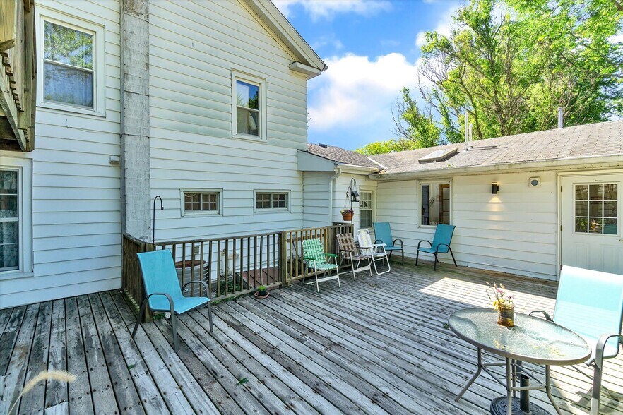 More Photos Of 121 S 5th St, Evansville Assisted Living For Sale