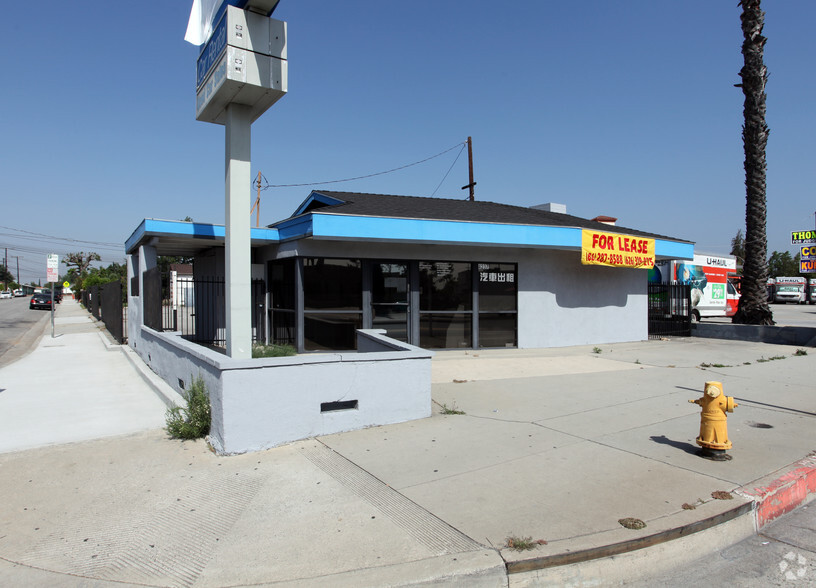 Primary Photo Of 4237 Rosemead Blvd, Rosemead Freestanding For Lease