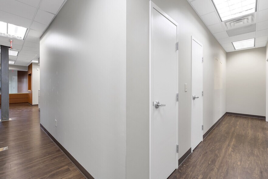 More Photos Of 4385 Johns Creek Pky, Suwanee Medical For Lease