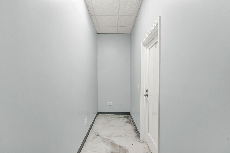 More Photos Of 20 Marietta St NW, Atlanta Apartments For Sale