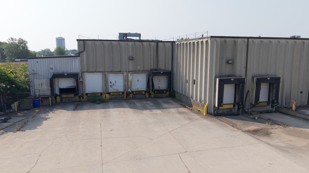 More Photos Of 475 Angliana Ave, Lexington Warehouse For Lease