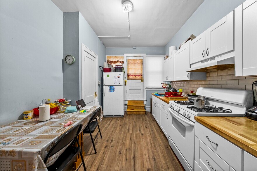 More Photos Of 303-309 Maple St, Perth Amboy Storefront Retail Residential For Sale