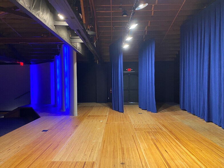 More Photos Of 4302-4306 N Dixie Dr, Dayton Specialty For Sale