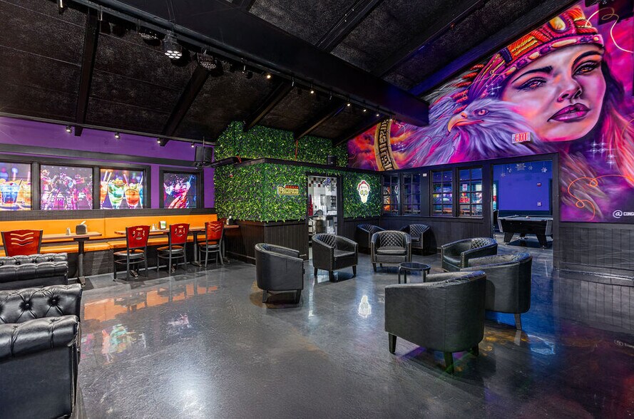 More Photos Of 1805 W 1st St, Springfield Restaurant For Sale