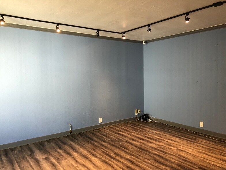 More Photos Of 1038 4th St, Santa Rosa Office For Sale