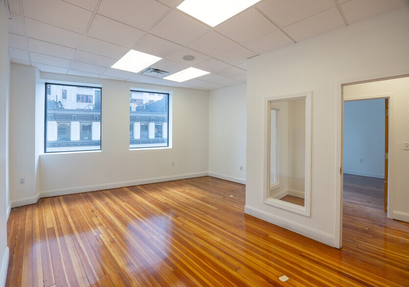 More Photos Of 76 Summer St, Boston Office For Lease