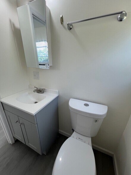 More Photos Of 3790 Gulfstream Rd, Palm Springs Apartments For Sale