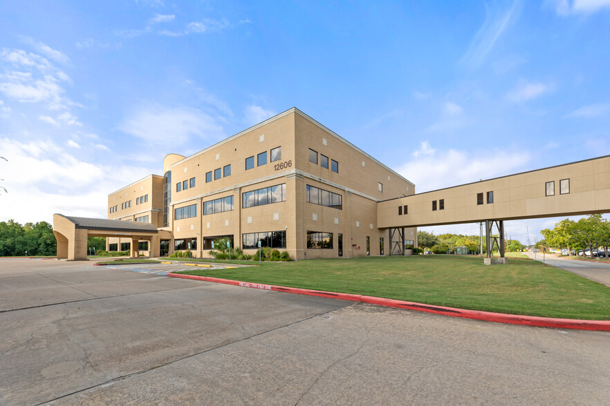 Primary Photo Of 12606 W Houston Center Blvd, Houston Medical For Lease