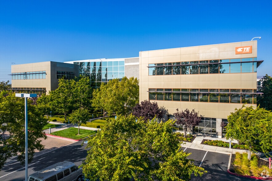 Primary Photo Of 6900 Paseo Padre Pky, Fremont Office For Lease