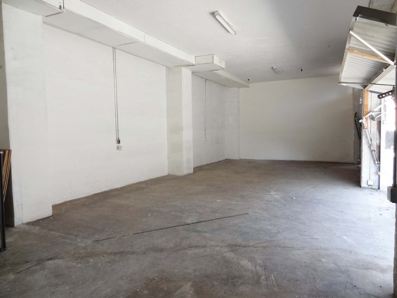 More Photos Of 12601-12615 San Fernando Rd, Sylmar Unknown For Lease