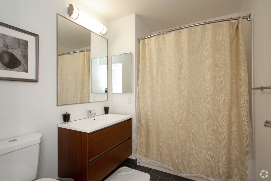 More Photos Of 777 Main St, Hartford Apartments For Lease