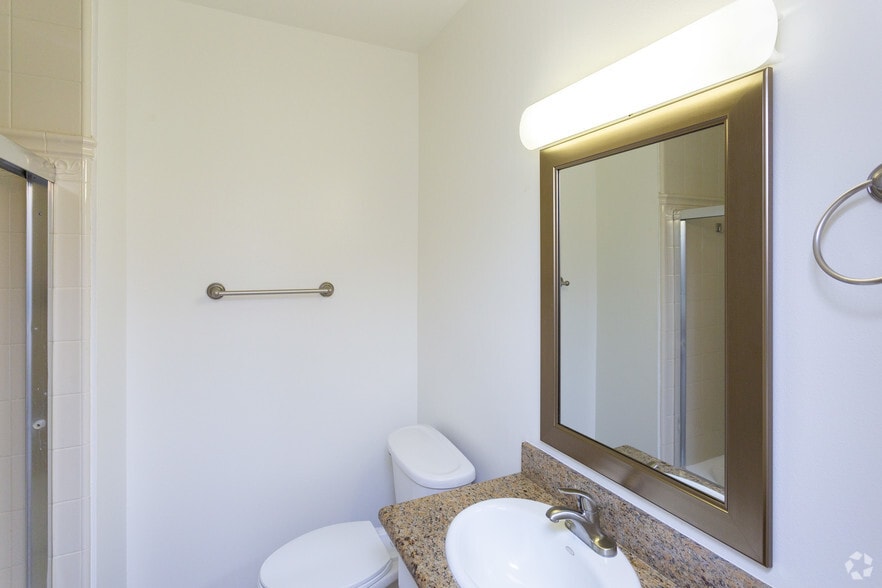 More Photos Of 1214 N Clark St, West Hollywood Apartments For Sale