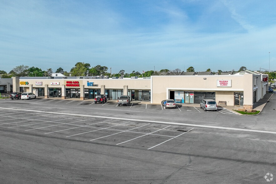 More Photos Of 9902-9912 E 21st St, Tulsa Unknown For Lease