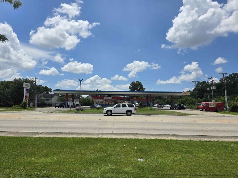 More Photos Of 1640 Oneal Ln, Baton Rouge Service Station For Sale