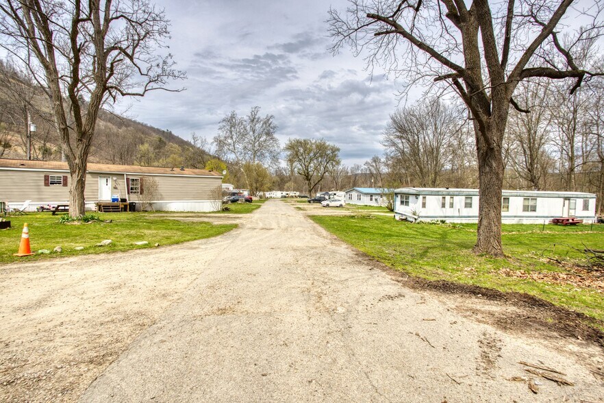 More Photos Of 9393 Carriage Dr, Lindley Multifamily For Sale