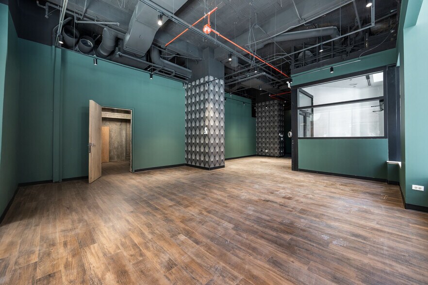 More Photos Of 59 E Van Buren St, Chicago Apartments For Lease