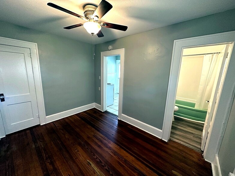 More Photos Of 619 Kirkwood Ter N, Saint Petersburg Apartments For Sale