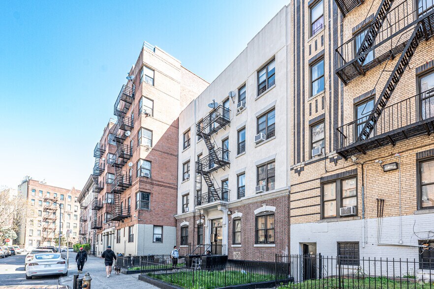 Primary Photo Of 25 E 21st St, Brooklyn Apartments For Lease
