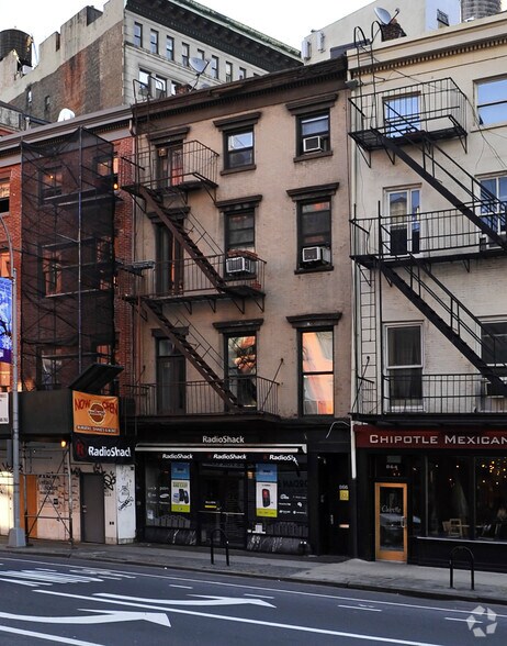 More Photos Of 866 Broadway, New York Storefront Retail Residential For Lease
