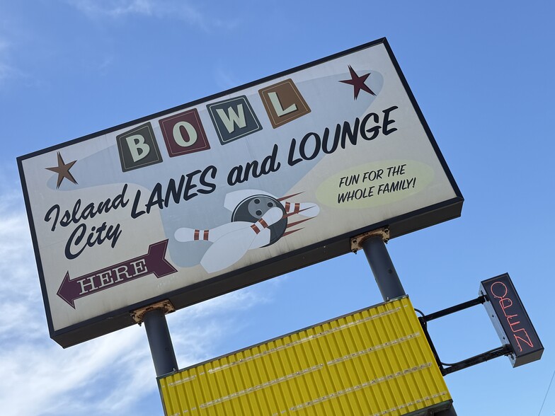 More Photos Of 8085 Highway 51, Minocqua Sports And Entertainment For Sale