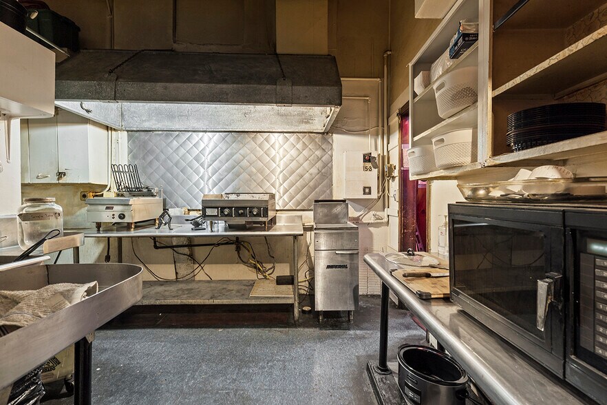 More Photos Of Island Avenue 1173-1175 Island Avenue, McKees Rocks Bar For Sale