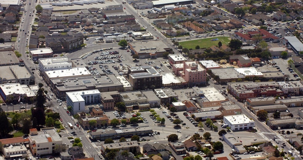 More Photos Of 445 Main St, Watsonville Apartments For Lease