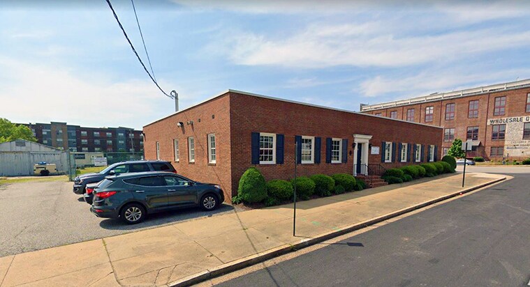 More Photos Of 710 Perry St, Richmond Office For Lease