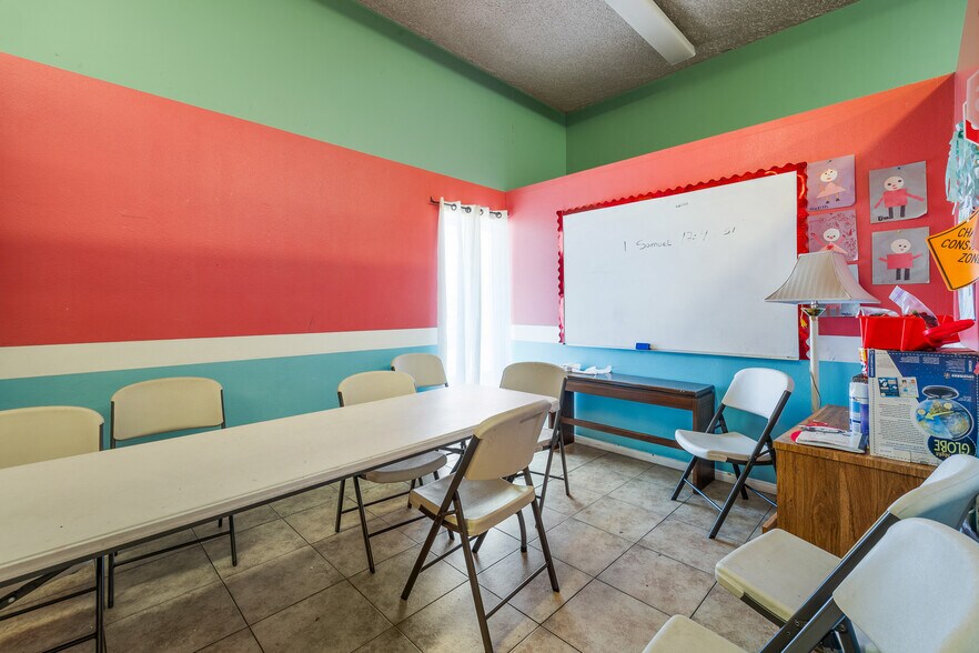 More Photos Of 375 S K St, Oxnard Religious Facility For Sale