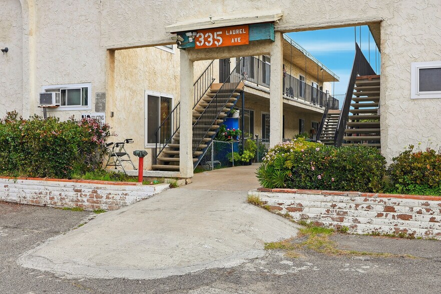 More Photos Of 335 Laurel Ave, National City Apartments For Sale