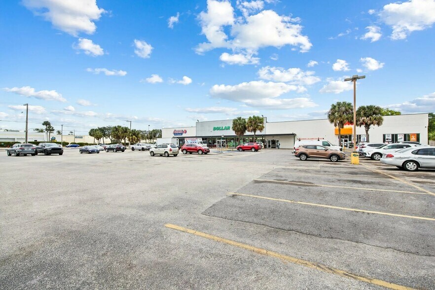 More Photos Of 1722-1744 N Military Trl, West Palm Beach Unknown For Lease