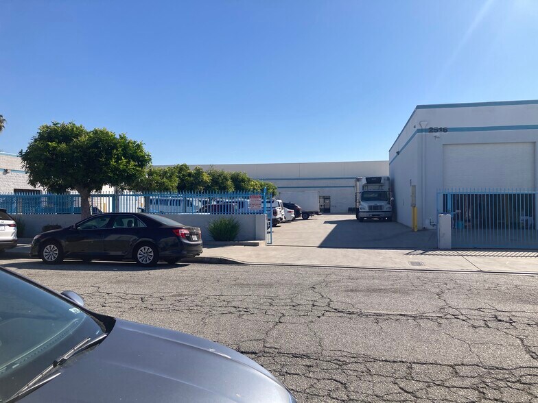 More Photos Of 2515 Troy Ave, South El Monte Warehouse For Lease