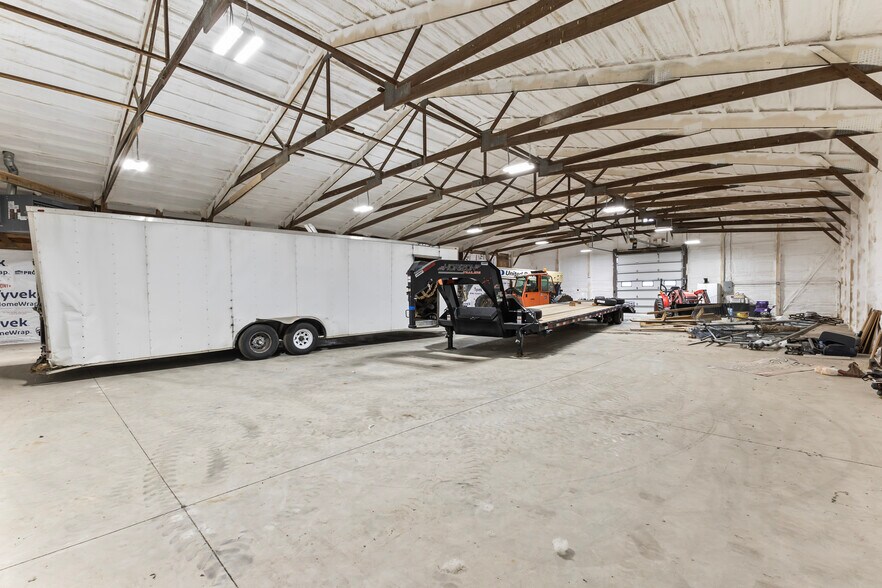 More Photos Of 2606 E Rock Haven Rd, Harrisonville Light Manufacturing For Lease