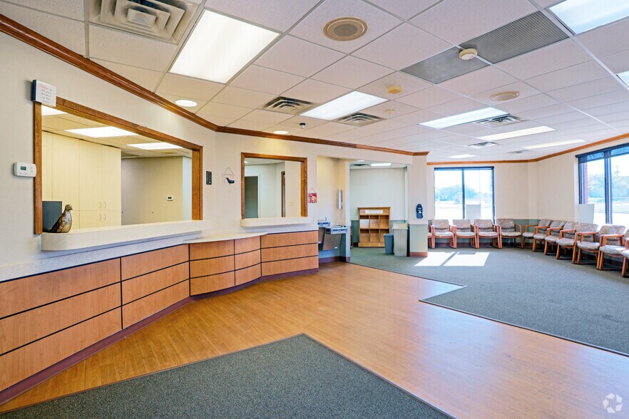 More Photos Of 401 W Jasper Dr, Killeen Medical For Sale