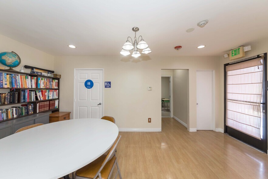 More Photos Of 1555 W Commonwealth Ave, Fullerton Office For Lease