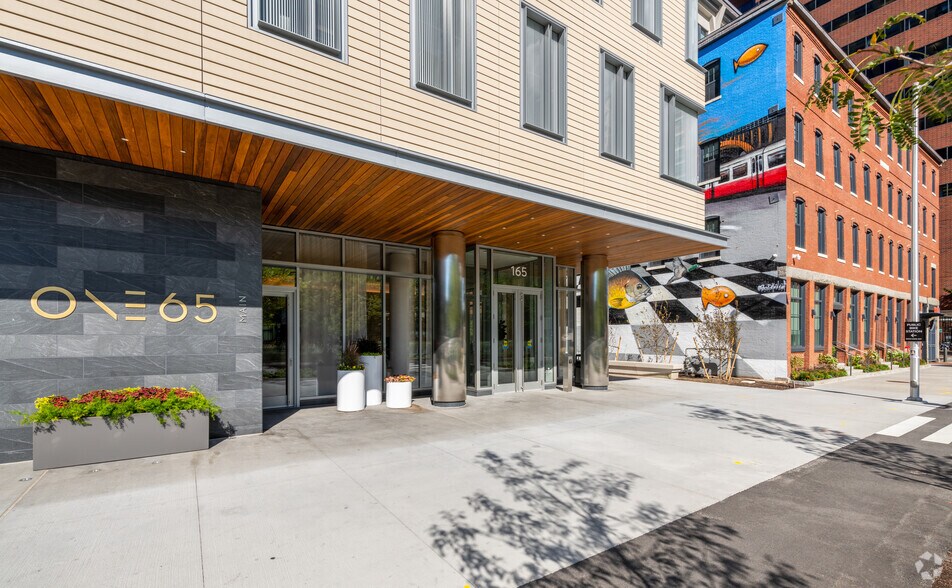 More Photos Of 165 Main St, Cambridge Apartments For Lease