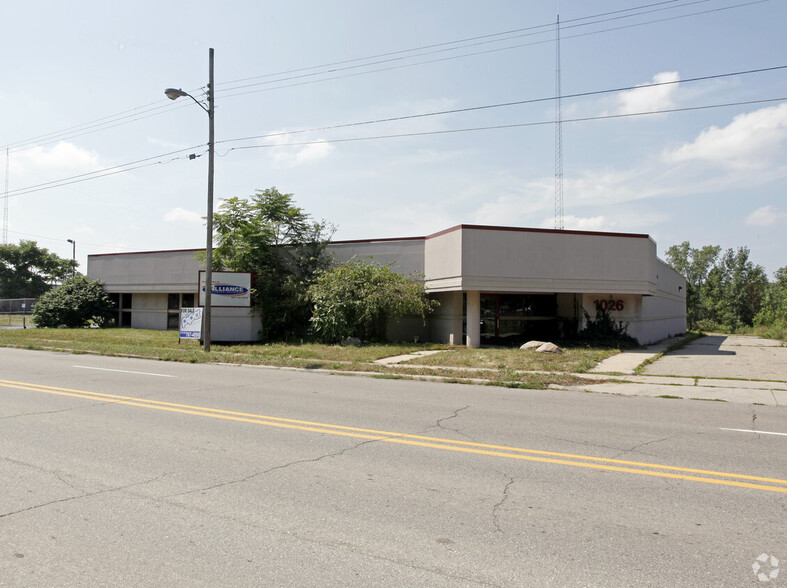 Primary Photo Of 1026 Ann Arbor St, Flint Warehouse For Sale