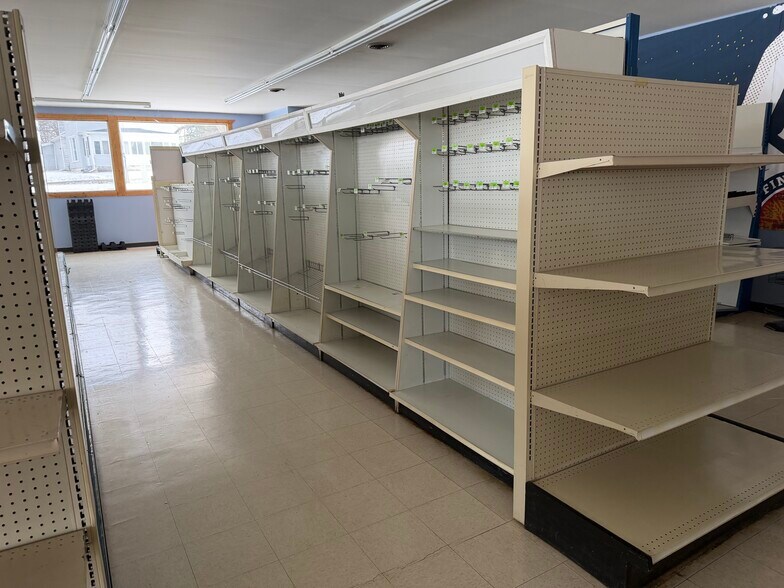 More Photos Of 156 S Flynn Rd, Westville Storefront For Lease