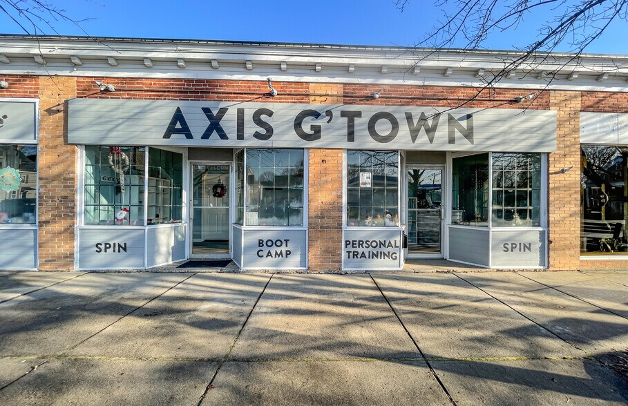 More Photos Of 1 W Main St, Georgetown Storefront Retail Office For Lease