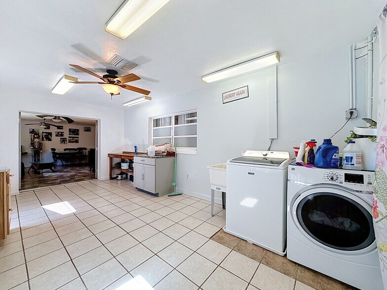 More Photos Of 7813 Leo Kidd Ave, Port Richey Flex For Sale