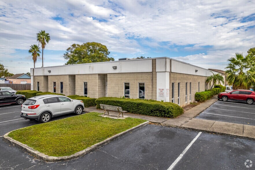 More Photos Of 9911 Seminole Blvd, Seminole Medical For Lease